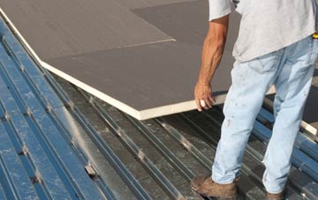 benefits of insulating Angle flat roofing